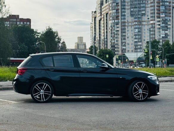 2019 BMW 1 серии 118i II (F20/F21) Рестайлинг 2, чёрный, 1950000 рублей - вид 5