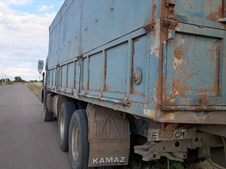 1995 КамАЗ 53215, серебристый, 670000 рублей, вид 3