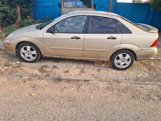 2000 Ford Focus I (North America), бежевый, 300000 рублей, вид 2