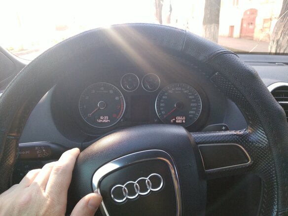 2011 Audi A3 II (8P) Рестайлинг 2, чёрный, 1000000 рублей - вид 2