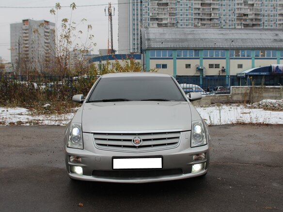 2007 Cadillac STS I, серебристый
