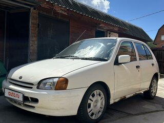 1998 Toyota Starlet V (P90), белый, 300000 рублей, вид 1