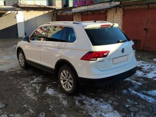 2018 Volkswagen Tiguan II, белый, 3500000 рублей, вид 4