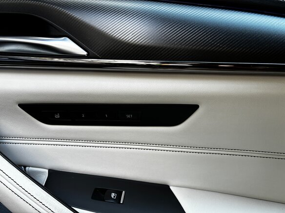 2018 BMW M5 Competition VI (F90), серебристый, 7800000 рублей - вид 14