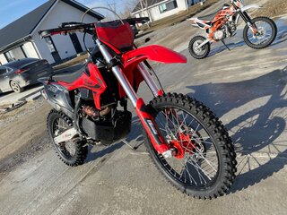 2023 FX moto X8 (CB 250), красный, 250000 рублей, вид 3