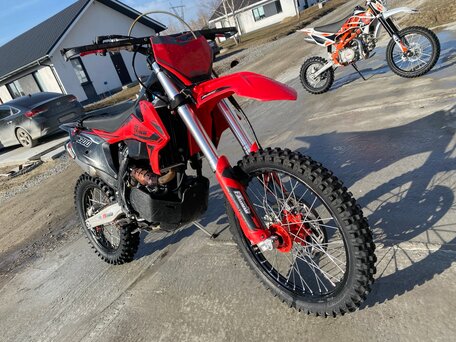 2023 FX moto X8 (CB 250), красный, 250000 рублей, вид 3