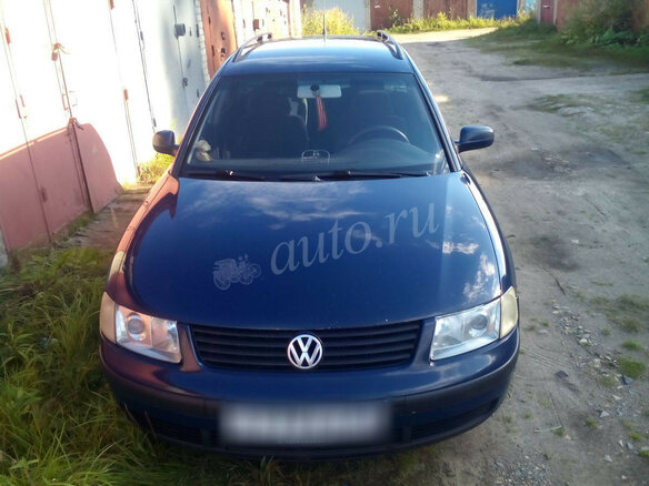 2000 Volkswagen Passat B5, синий