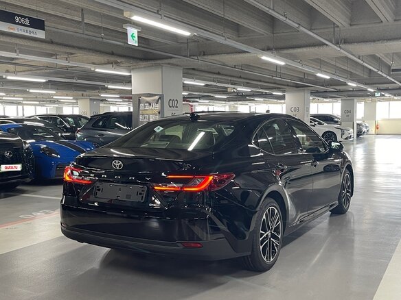2026 Toyota Camry IX (XV80), чёрный - вид 5