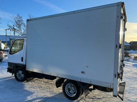 1999 Mitsubishi Delica, белый, 1150000 рублей, вид 4