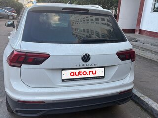 2021 Volkswagen Tiguan II Рестайлинг, белый, 2100000 рублей, вид 4
