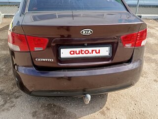 2011 Kia Cerato 6-speed II, пурпурный, 730000 рублей, вид 4