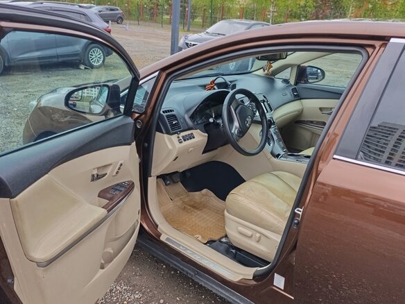 2013 Toyota Venza I Рестайлинг, коричневый, 1950000 рублей - вид 9
