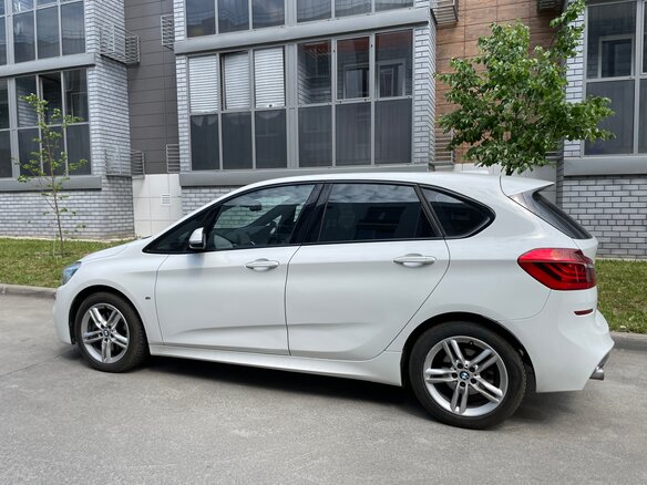 2015 BMW 2 серии Active Tourer 218i F45, белый, 1450000 рублей - вид 10