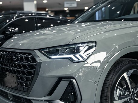 2026 Audi Q3 35 TFSI II (F3), серый, 3990000 рублей, вид 3