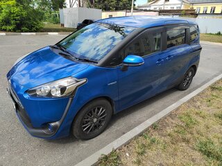 2017 Toyota Sienta II, синий, 1600000 рублей, вид 1
