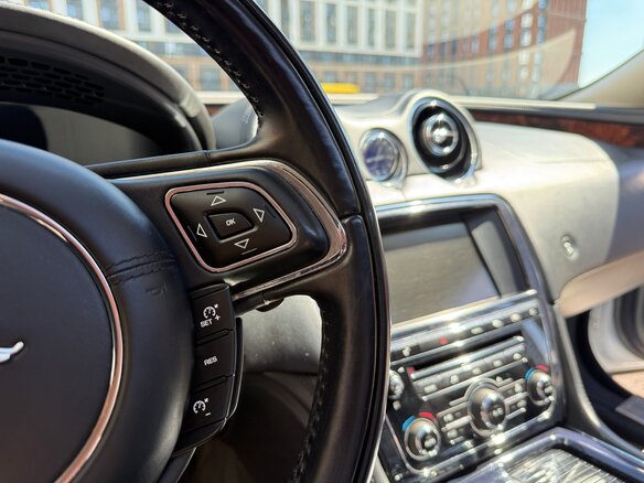 2011 Jaguar XJ IV (X351), белый, 1990000 рублей - вид 14