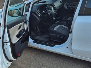 2013 Kia Ceed II, белый, 1100000 рублей, вид 5