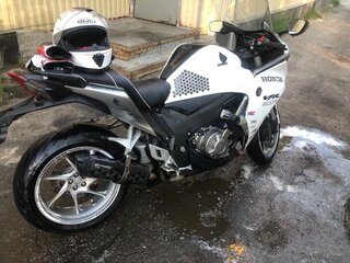 2010 Honda VFR 1200, белый, 750000 рублей, вид 2