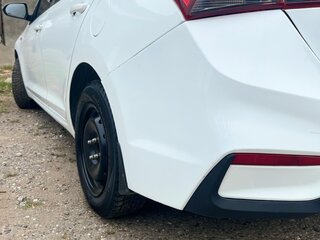 2018 Hyundai Solaris II, белый, 630000 рублей, вид 5