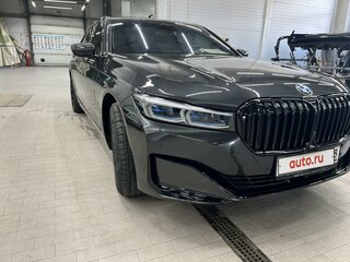 2022 BMW 7 серии 730d xDrive VI (G11/G12) Рестайлинг, серый, 9500000 рублей, вид 4