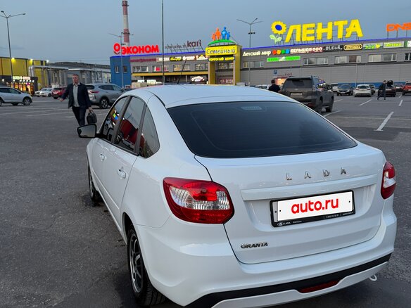 2023 Lada (ВАЗ) Granta I Рестайлинг, белый, 720000 рублей - вид 11