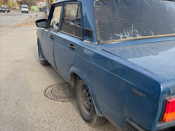 2003 Lada (ВАЗ) 2107, синий, 69999 рублей - вид 3