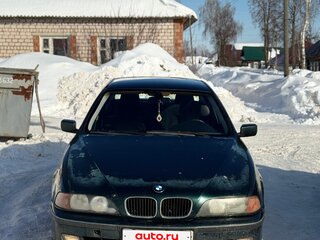 1998 BMW 5 серии 520i IV (E39), зелёный, 500000 рублей, вид 3