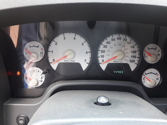 2007 Dodge RAM III (DR/DH), серебристый - вид 2