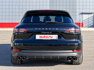 2019 Porsche Cayenne S III, чёрный, 7800000 рублей, вид 4