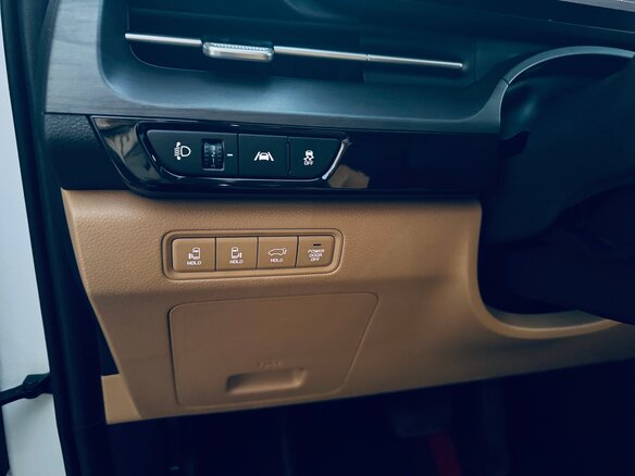 2020 Kia Carnival IV, белый, 4599000 рублей - вид 28