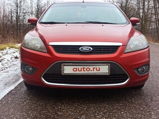 2009 Ford Focus II Рестайлинг, красный, 420000 рублей, вид 3