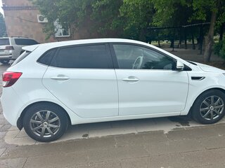 2016 Kia Rio III Рестайлинг, белый, 1300000 рублей, вид 2