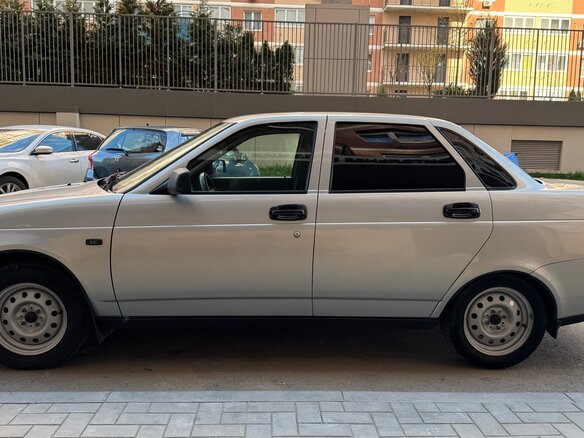 2008 Lada (ВАЗ) Priora I, серебристый, 390000 рублей - вид 4