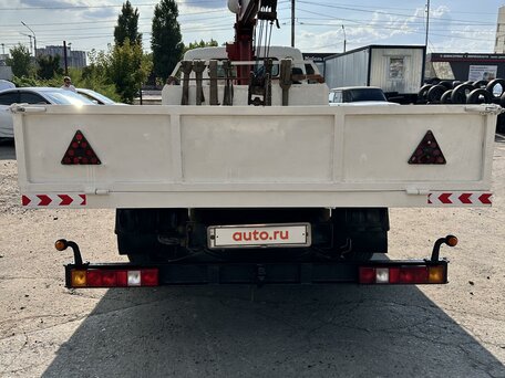 1998 Fuso (Mitsubishi) Canter, белый, 2725000 рублей, вид 2