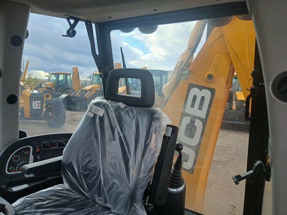 2026 JCB 3CX, жёлтый, 15900000 рублей - вид 5