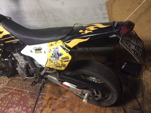 2000 Suzuki DR-Z 400 SM, жёлтый