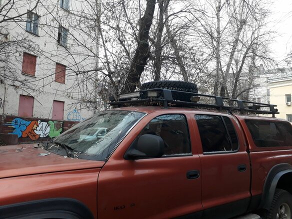 1999 Dodge Dakota II, оранжевый - вид 3