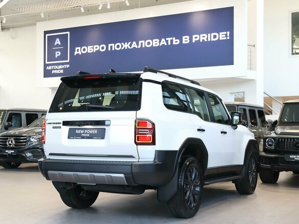 2026 Toyota Land Cruiser Prado 250 Series, белый, 11400000 рублей - вид 4