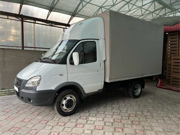 2005 ГАЗ ГАЗель (3302), белый, 850000 рублей - вид 2