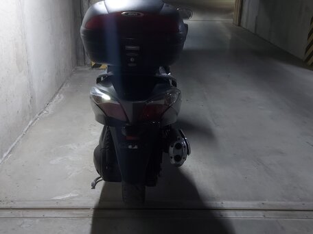 2010 Honda Silver Wing 600, серый, 650000 рублей, вид 5