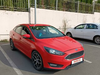 2017 Ford Focus III Рестайлинг, красный, 1060000 рублей, вид 2
