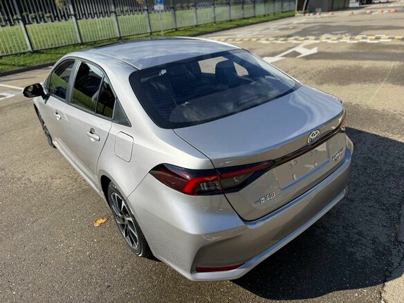 2026 Toyota Corolla XII (E210) Рестайлинг 2, белый, 2370900 рублей - вид 6
