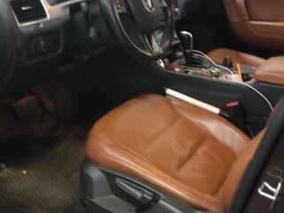 2012 Volkswagen Touareg II, коричневый, 1599000 рублей, вид 5