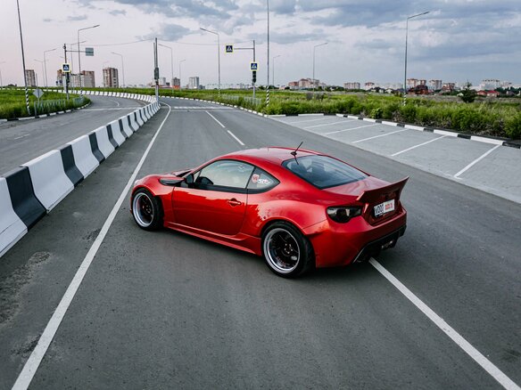 2012 Toyota GT86 I, красный - вид 8