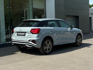 2025 Audi Q2 35 TFSI I Рестайлинг, серый, 4050000 рублей, вид 5