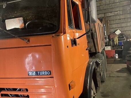 2005 КамАЗ 65115, оранжевый, 800000 рублей, вид 4