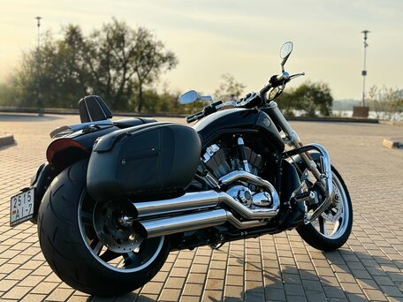 2016 Harley-Davidson V-Rod Muscle, чёрный, 2340000 рублей, вид 1