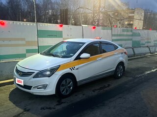2016 Hyundai Solaris I Рестайлинг, белый, 650000 рублей, вид 2