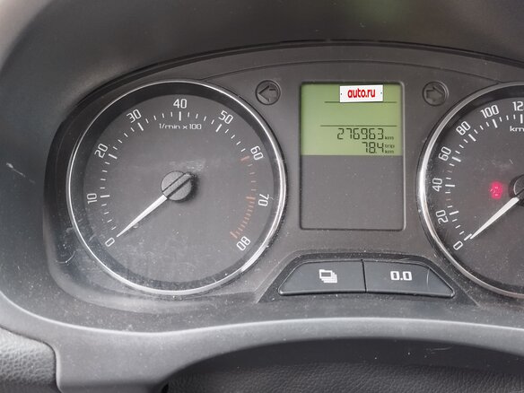 2011 Skoda Fabia II Рестайлинг, жёлтый, 250000 рублей - вид 7