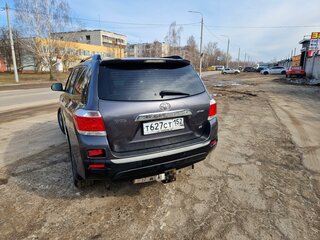2013 Toyota Highlander II (XU40) Рестайлинг, серый, 1900000 рублей, вид 2